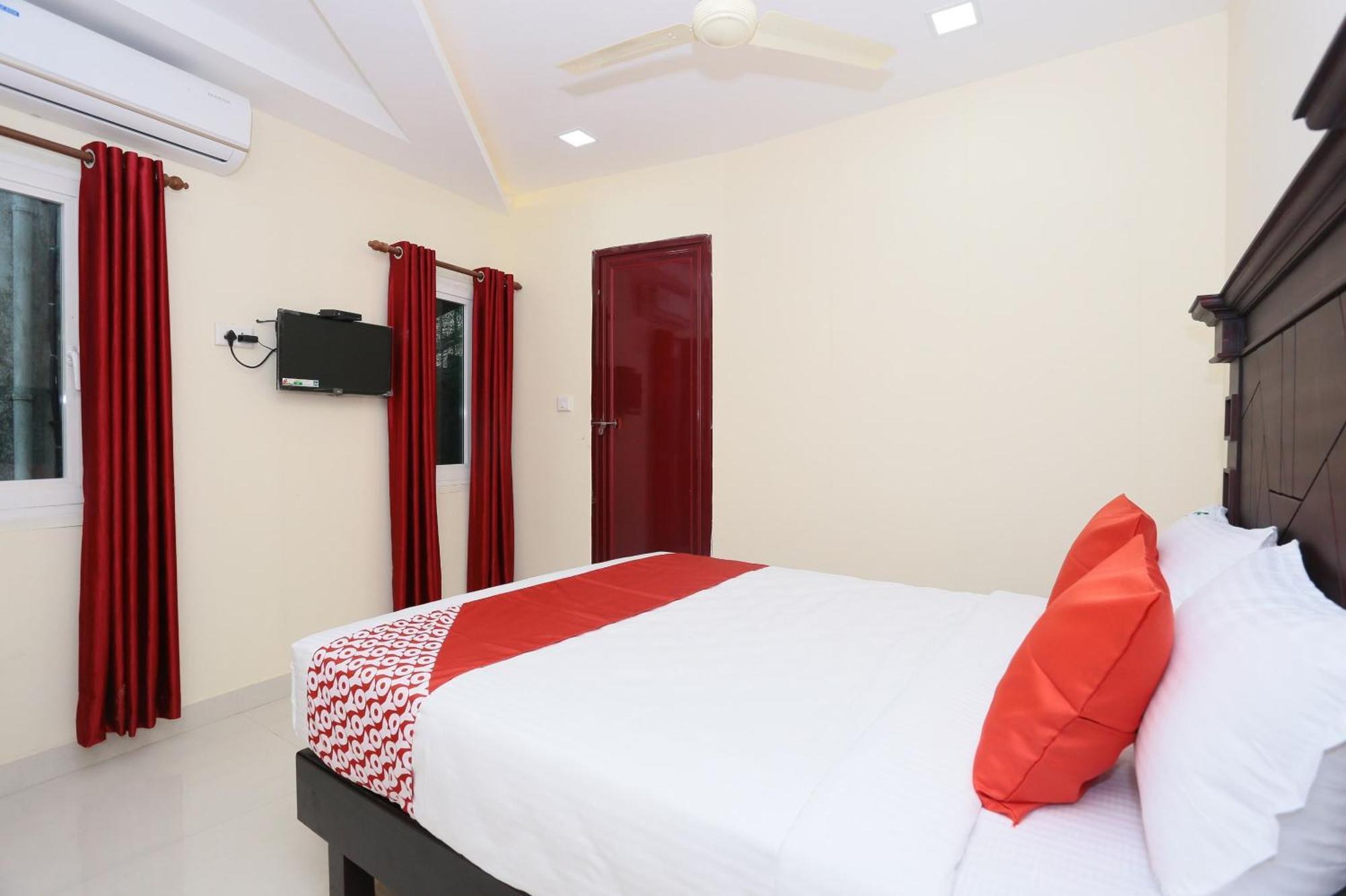 Hotel O Malabar Plaza Kochi Екстериор снимка