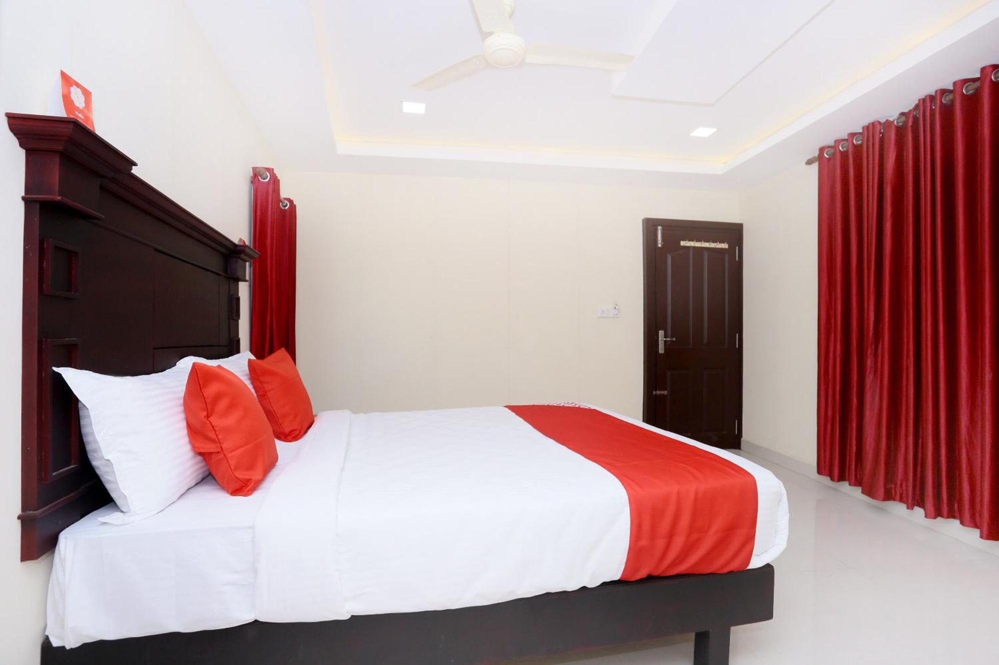 Hotel O Malabar Plaza Kochi Екстериор снимка