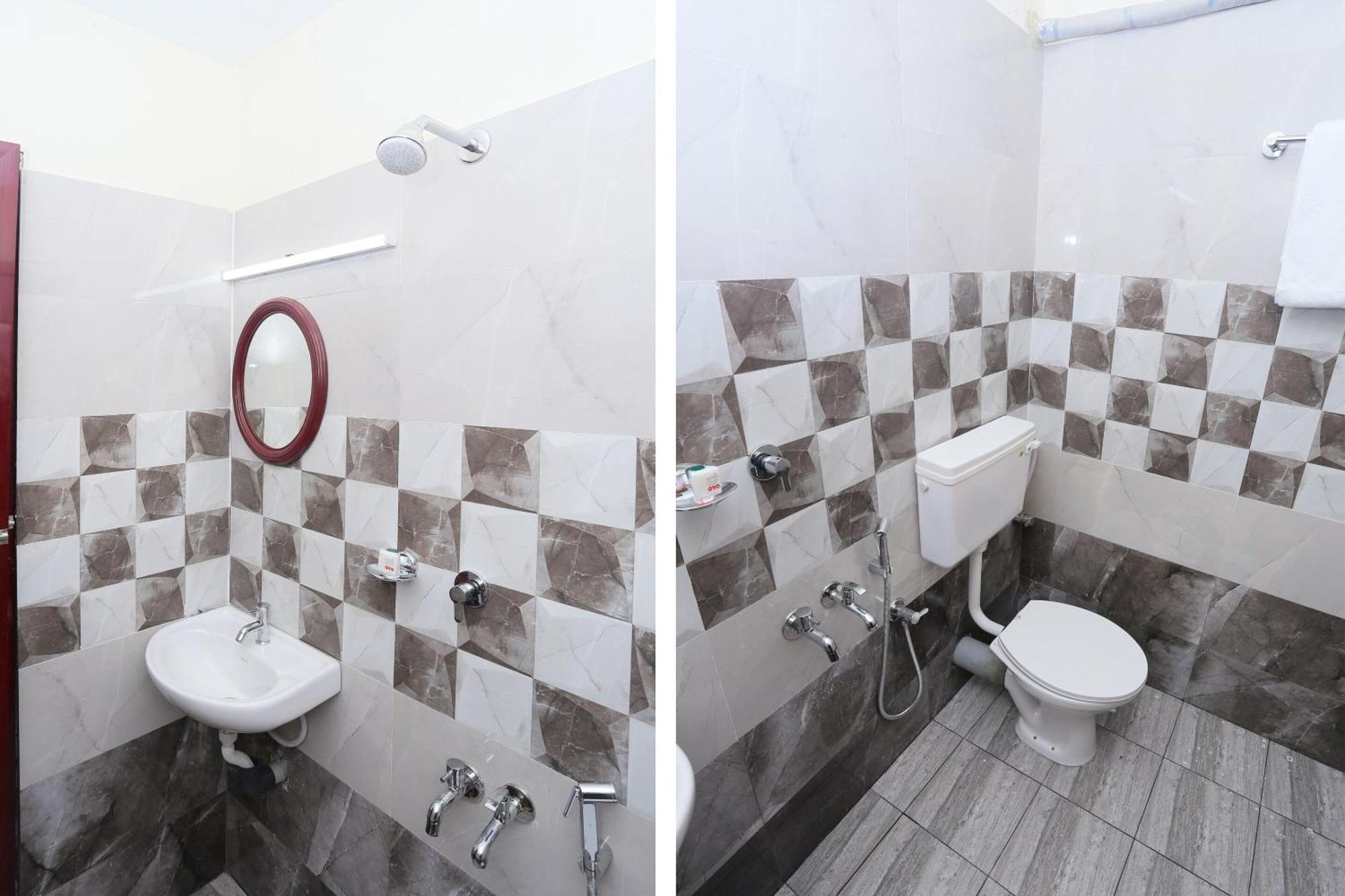 Hotel O Malabar Plaza Kochi Екстериор снимка