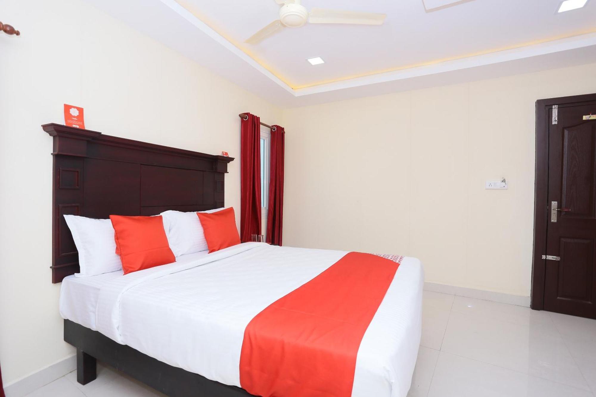 Hotel O Malabar Plaza Kochi Екстериор снимка
